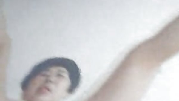 珍妮弗唤醒死者裸体的性爱场景的电影剪辑过的免费索菲亚斯*科斯特洛的色情